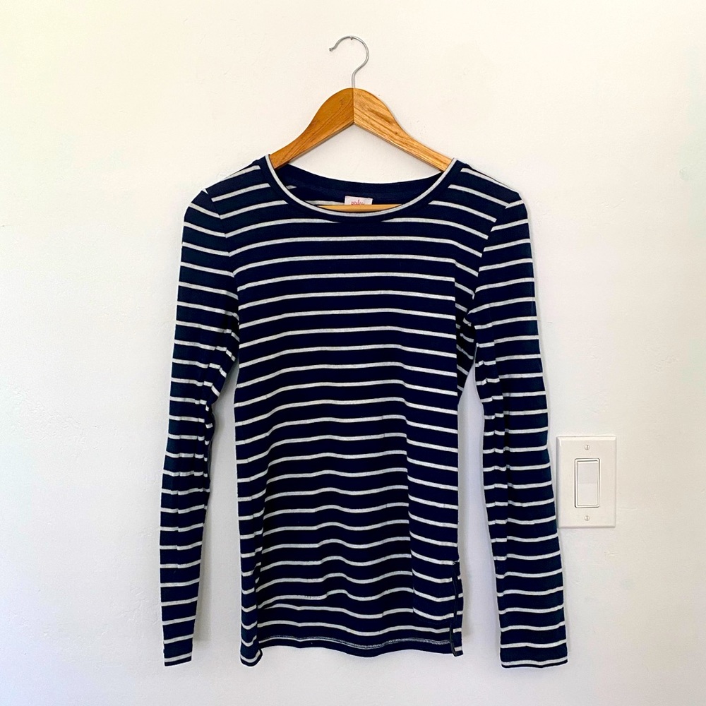 Pixley size small navy blue and white shirt
